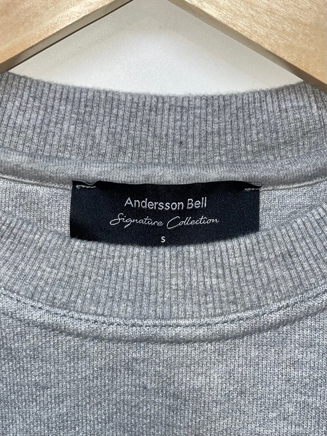 앤더슨벨 그레이 맨투맨 상품이미지6