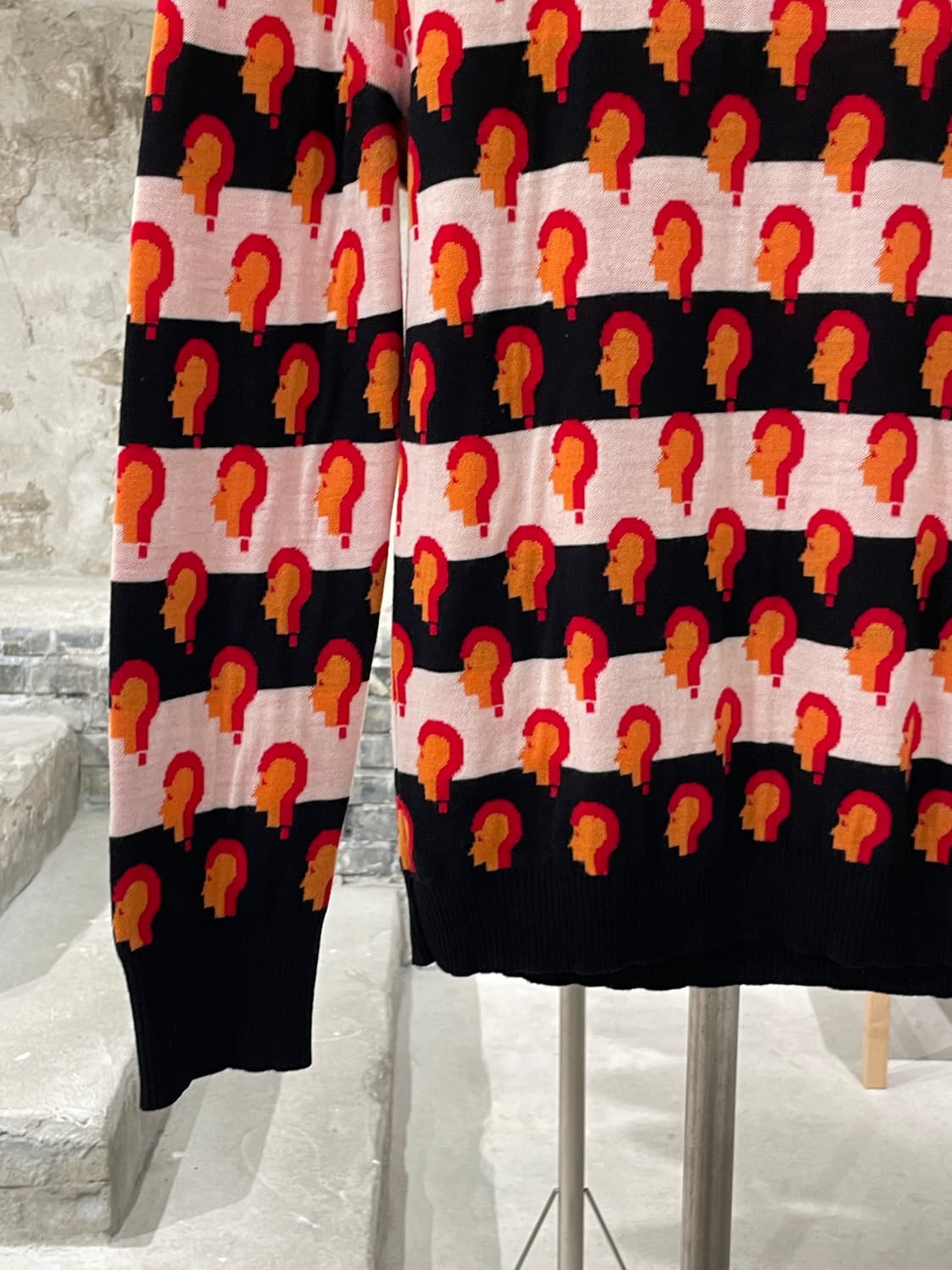 라프 시몬스 13F/W 런웨이 퀘스쳔 마크 스트라이프 터틀넥 니트 상품이미지4