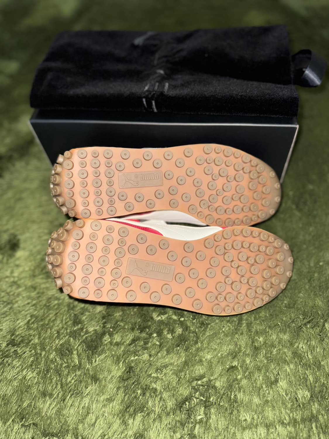 [275] 푸마 X FENTY 펜티 리한나 콜라보 아반티 클럽 레드 검 상품이미지6