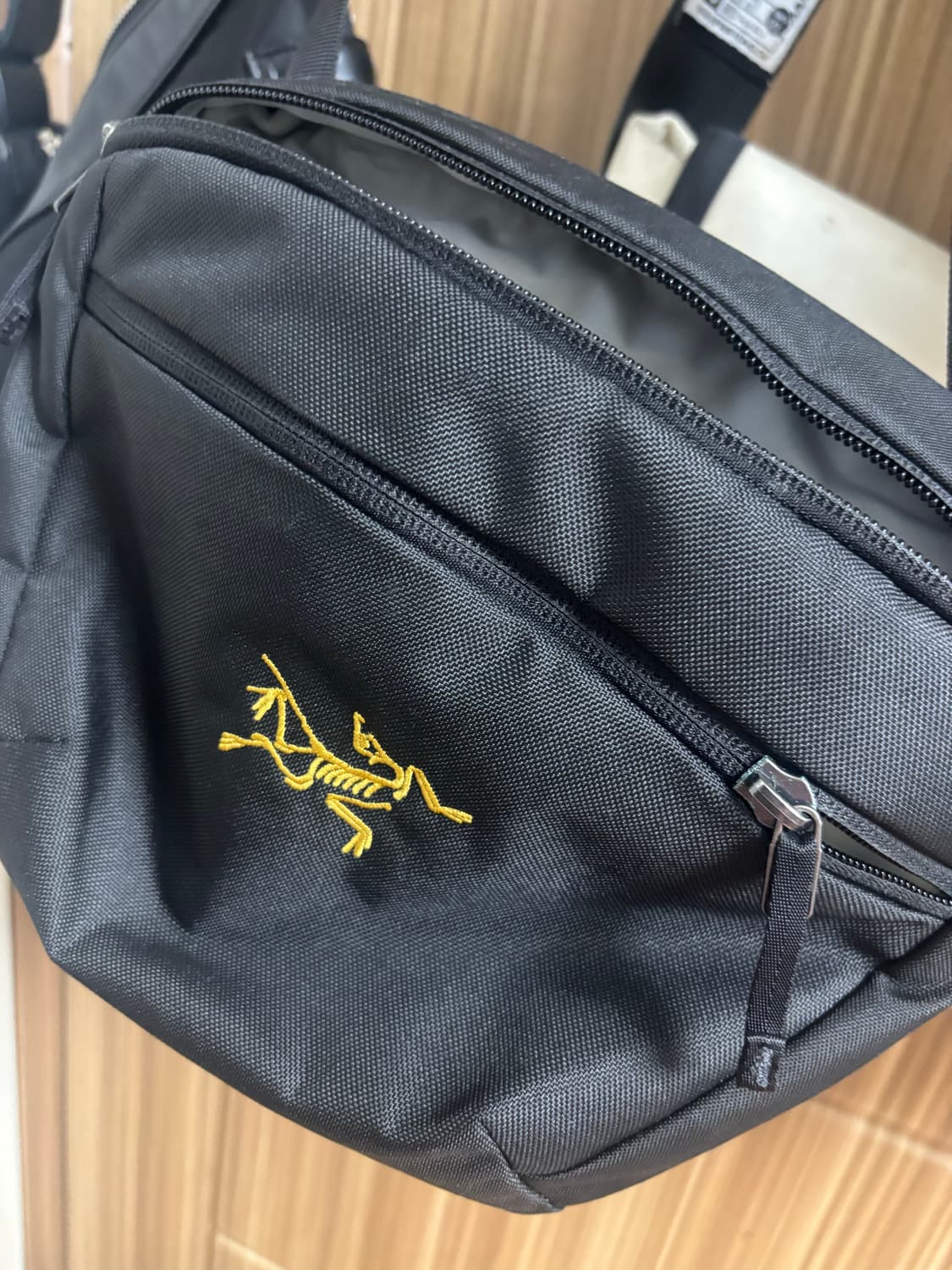 아크테릭스 맨티스2 웨이스트팩 24k 블랙 상품이미지2