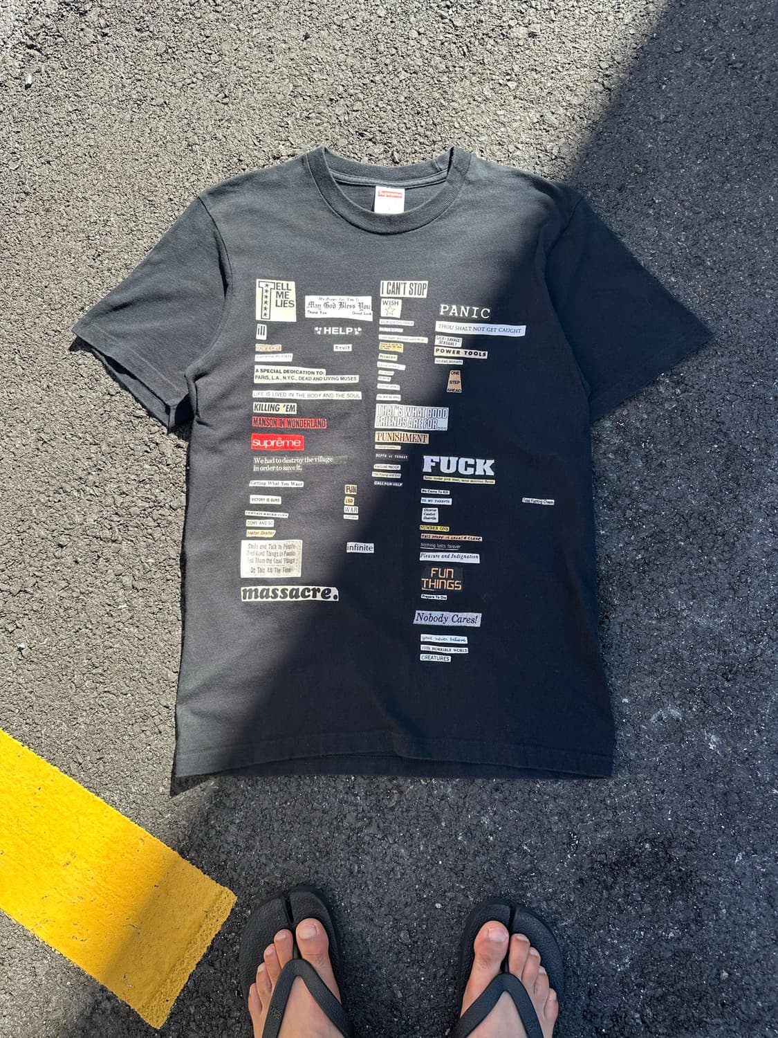 Supreme 18F/W Cutouts Head line print T 상품이미지3