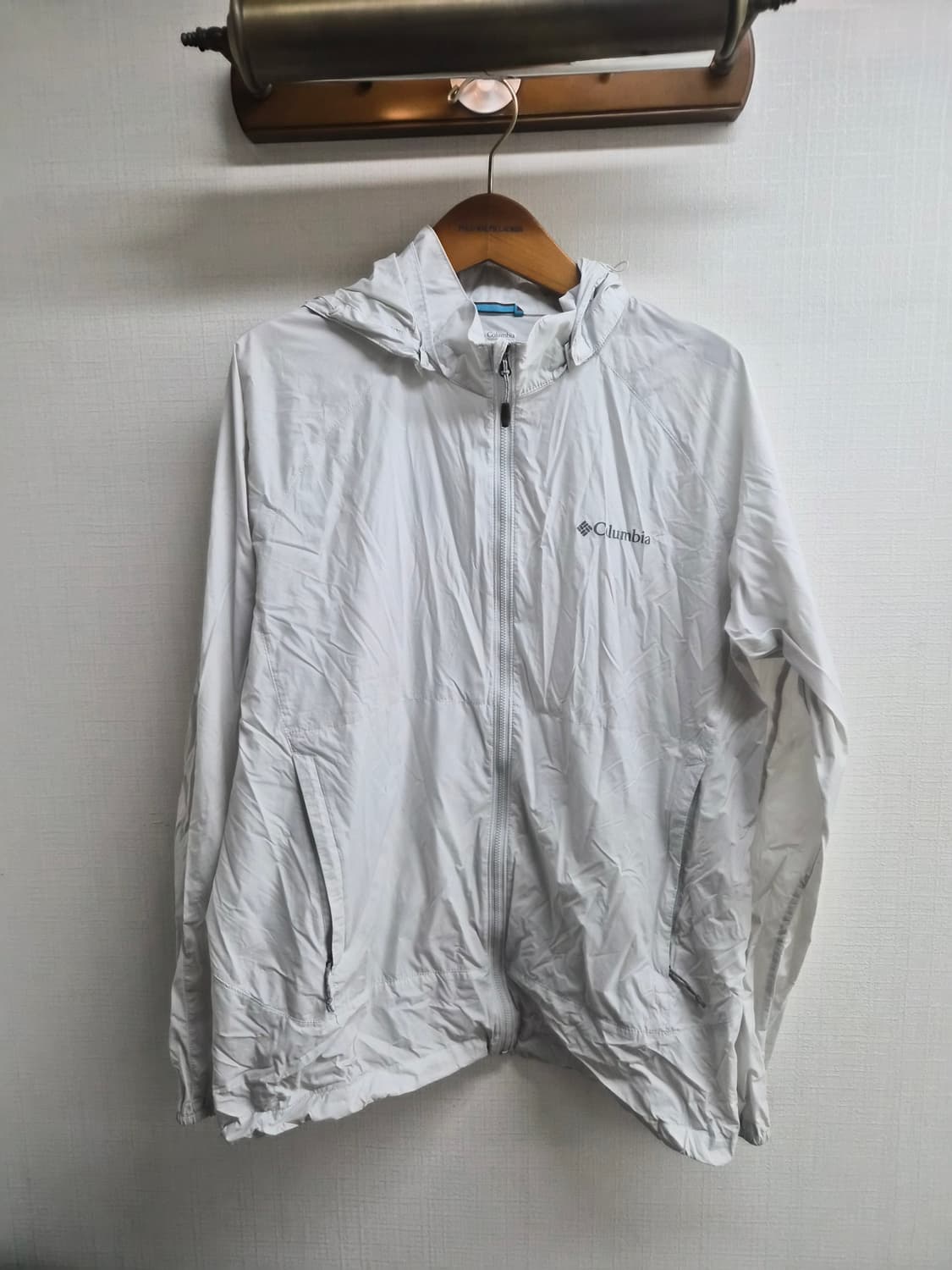 XL) 컬럼비아 경량바람막이 팝니다 상품이미지1