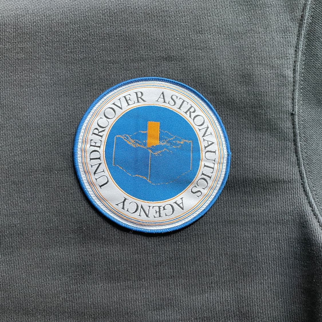 [4]언더커버 우주인 맨투맨 팝니다 상품이미지6