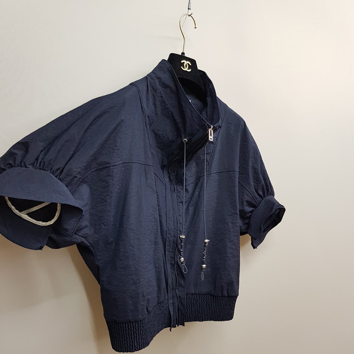 미샤 MICHAA 2022 반팔 블루종 자켓 94-94-165사이즈 상품이미지3