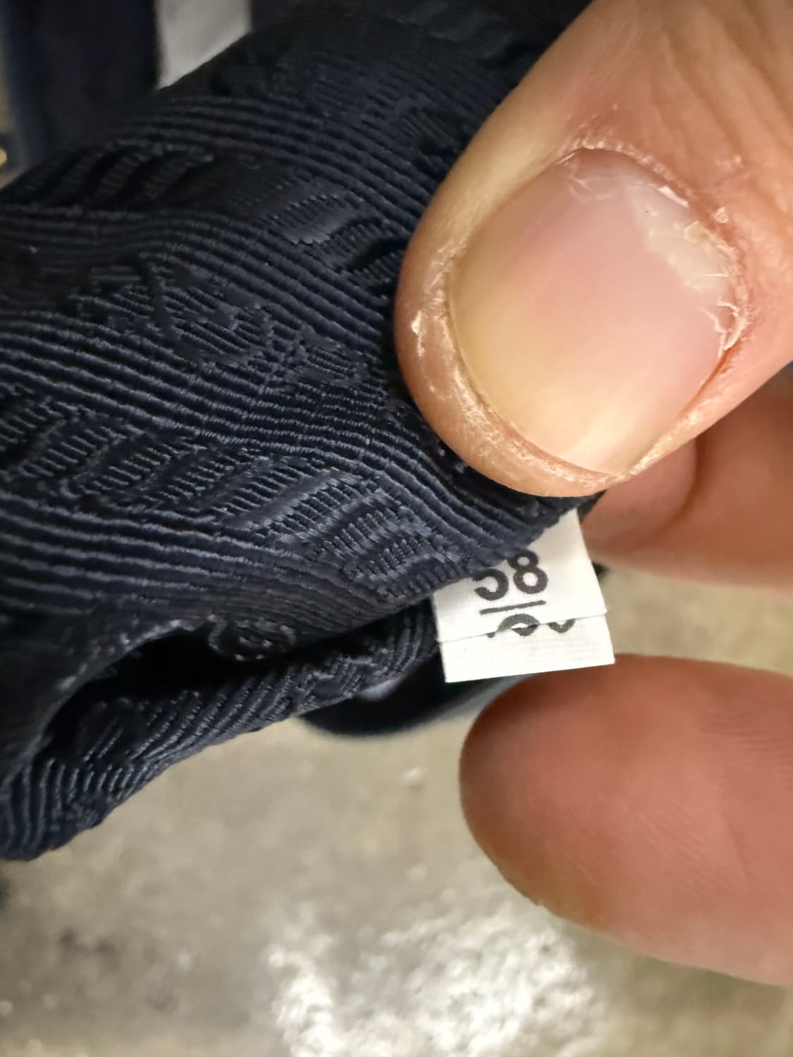 프라다 정품 네이비 포코노 쇼퍼백 상품이미지7