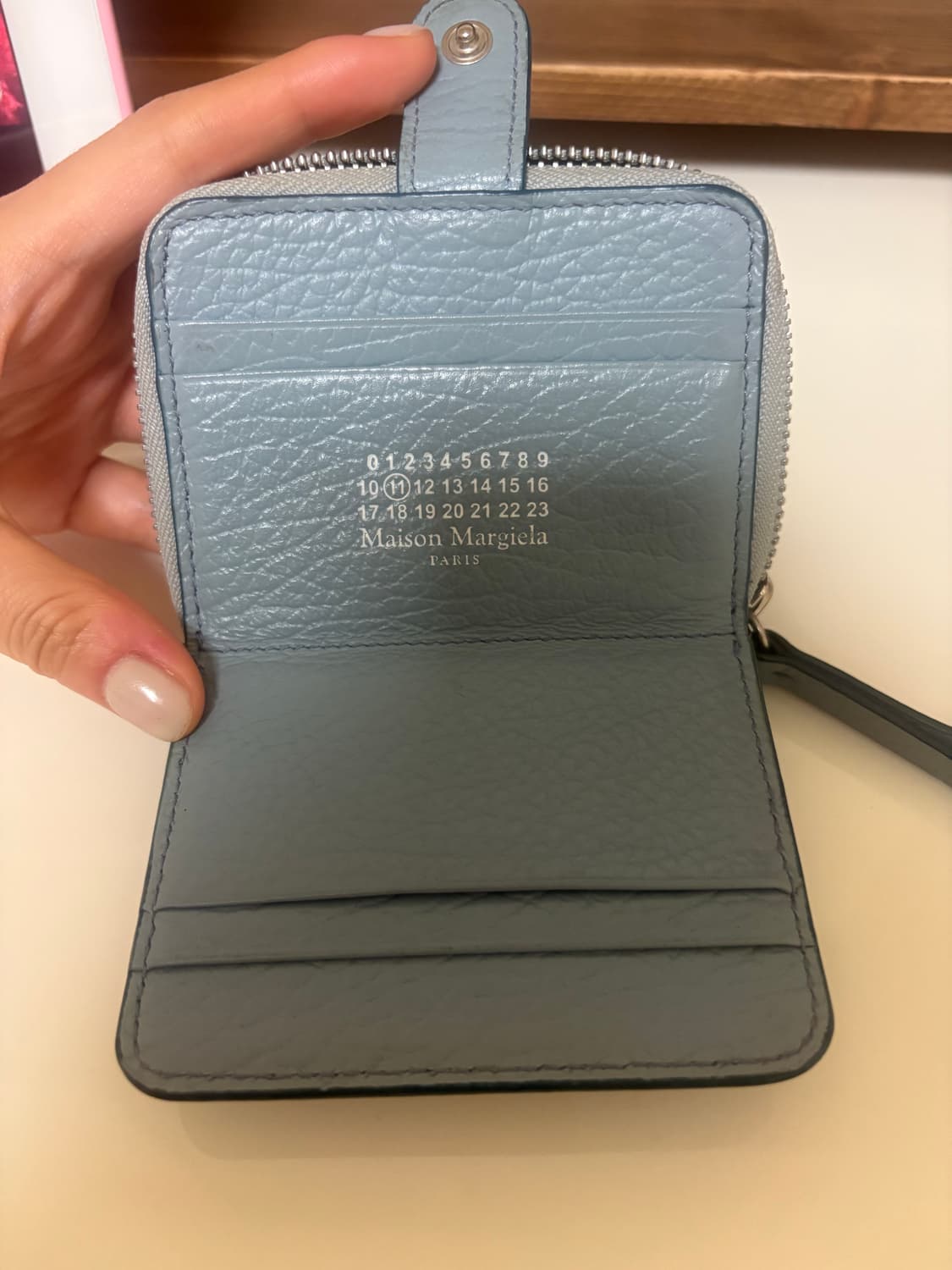 메종마르지엘라 반지갑 판매합니다 상품이미지6