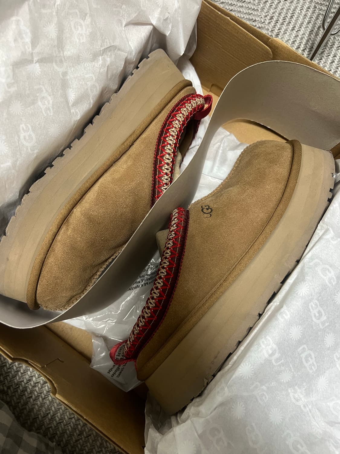 미국 어그 타즈1 체스넛 250 상품이미지5