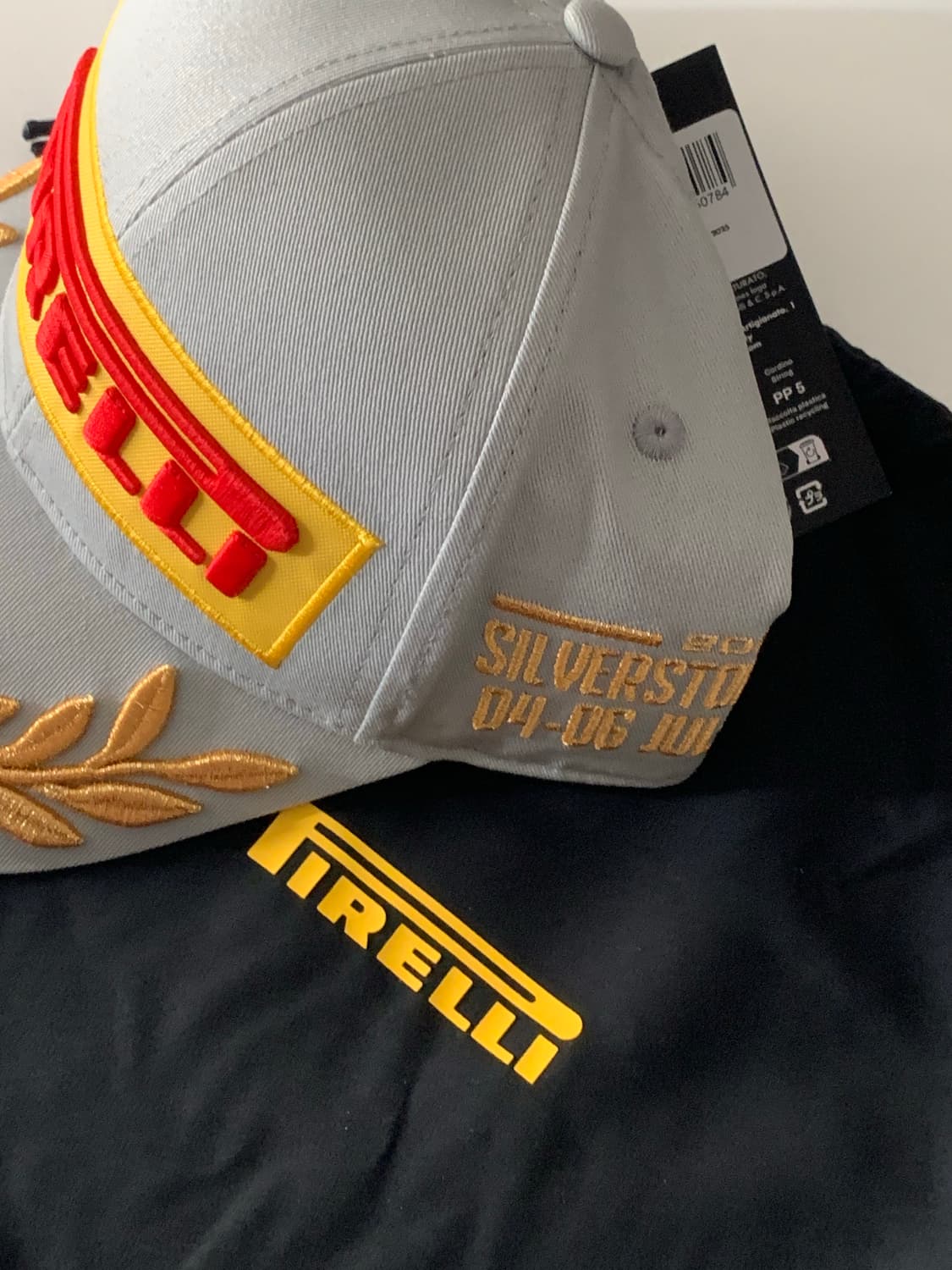 F1 Pirelli 피렐리 포디움 캡 2025 한정판 새상품 상품이미지8