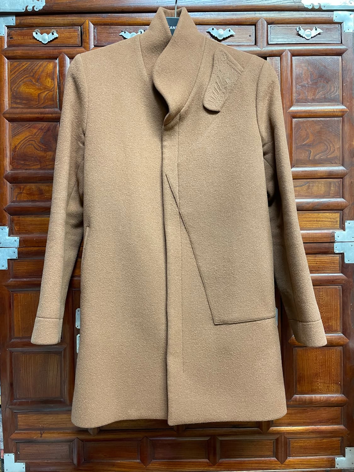 핏보우 아케스트라 승무 라이트브라운 코트 서울사이즈  상품이미지1