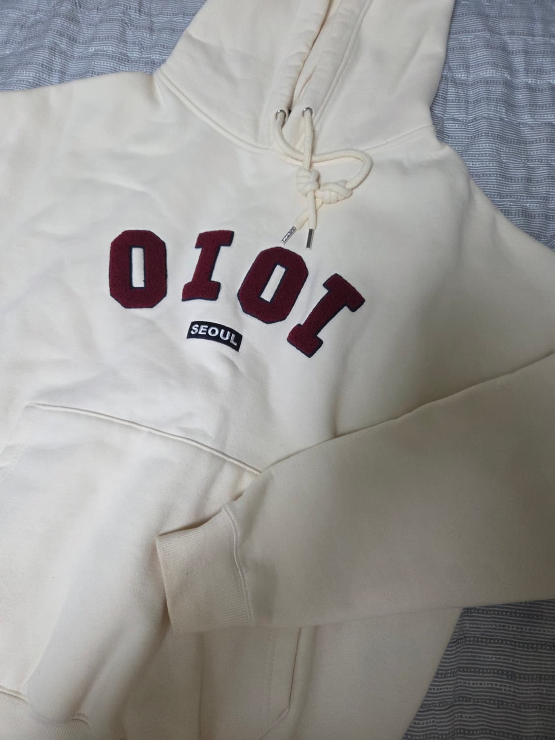 OIOI 후드티 상품이미지1