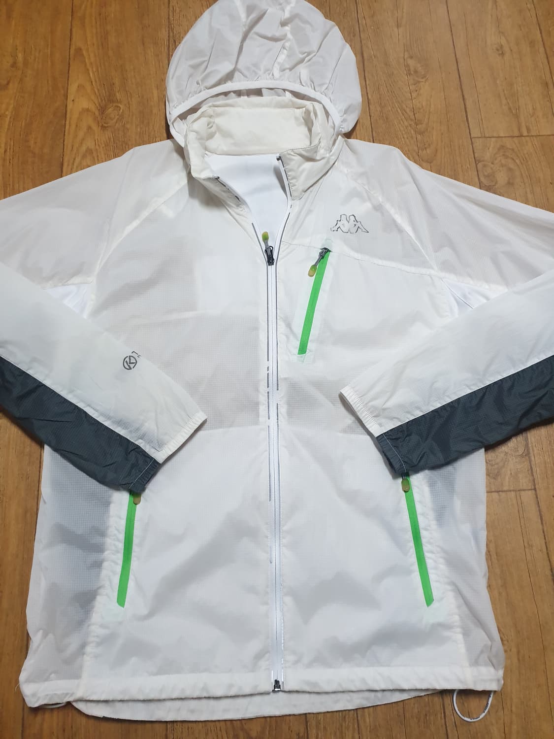 1149 카파 바람막이 110 사이즈입니다 상품이미지2