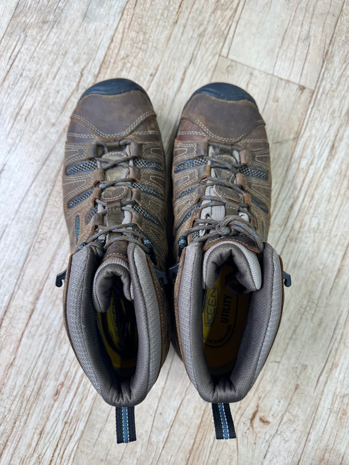 KEEN 킨 플린트2 미드 하이킹화 290 새상품급 상품이미지2