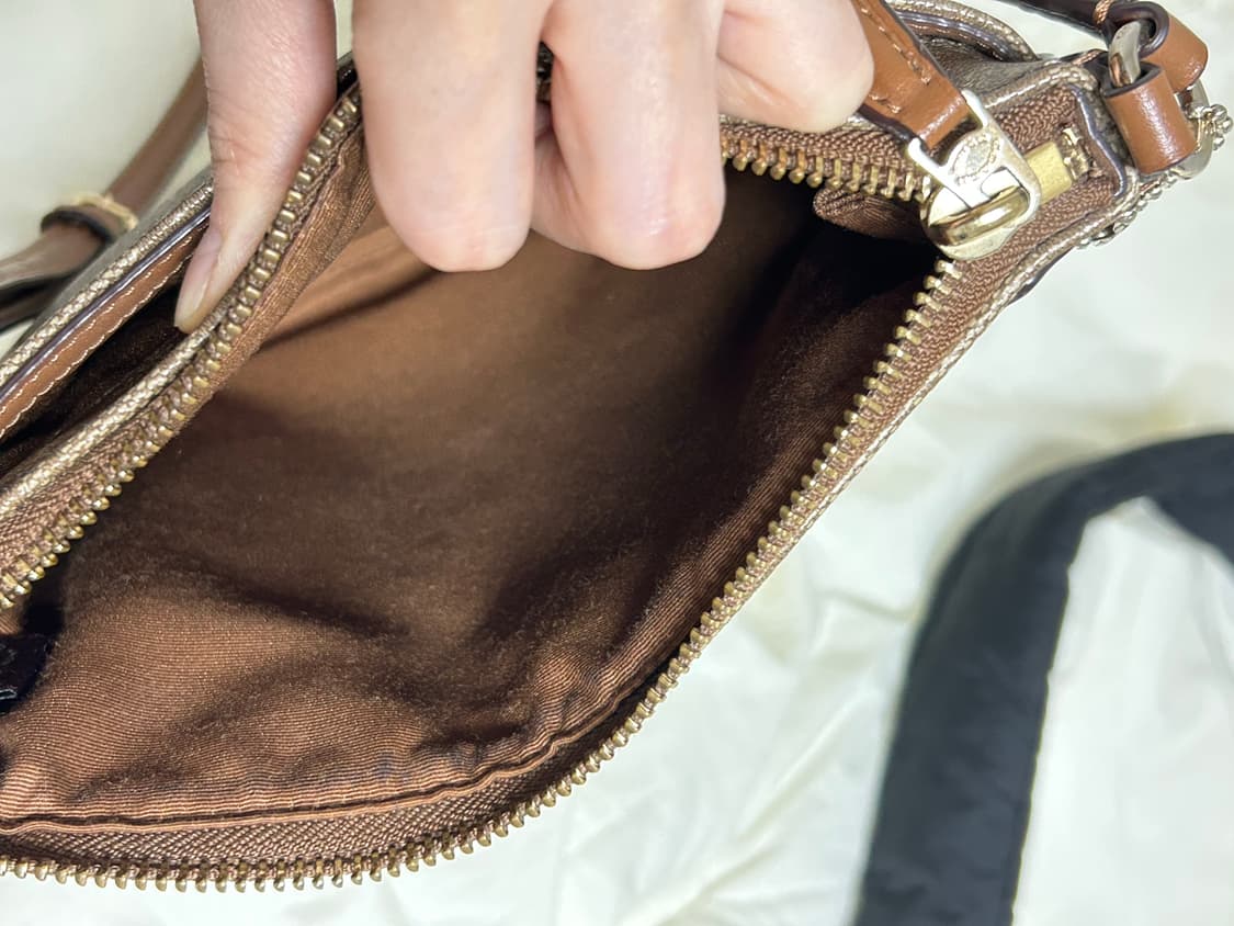 코치 시그니처 크로스백 상품이미지6