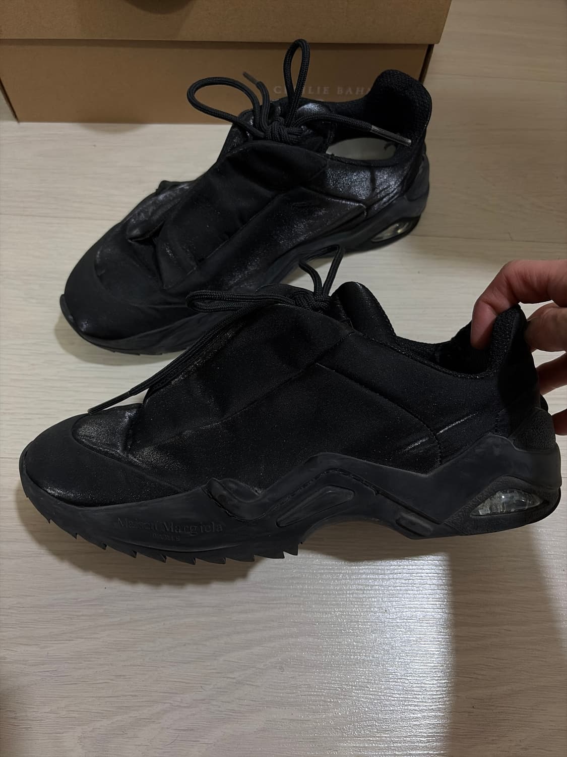 메종마르지엘라 퓨처 청키로우 스니커즈 상품이미지1