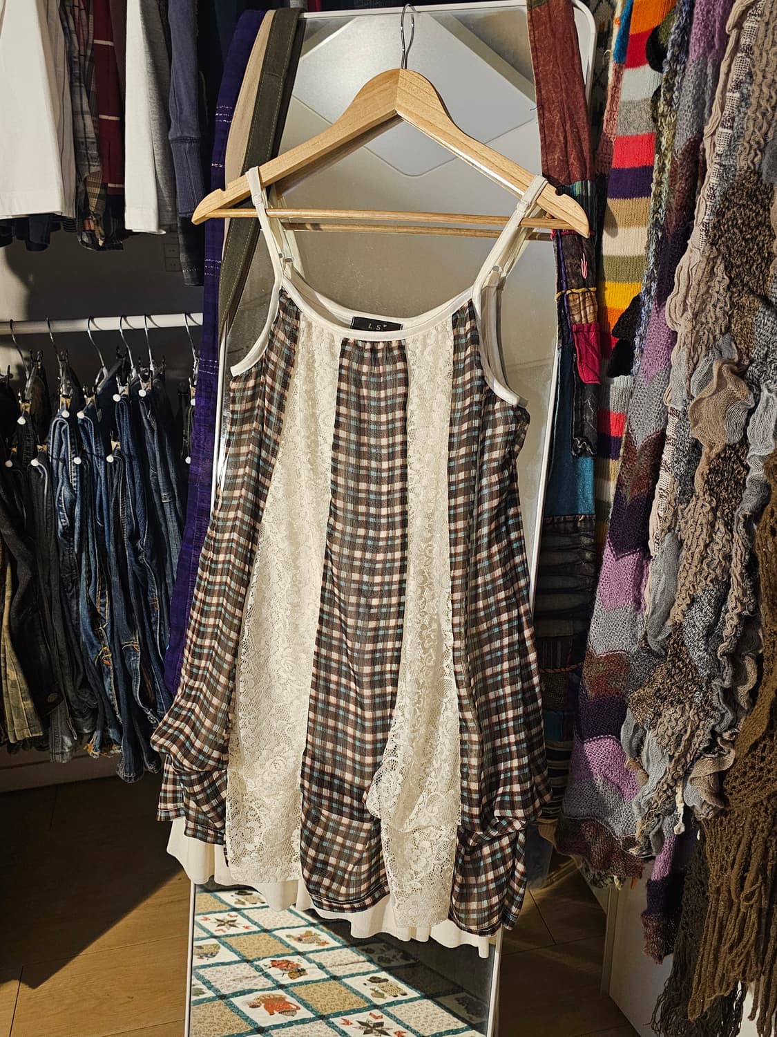 브라운 세로패치 미디원피스 상품이미지1