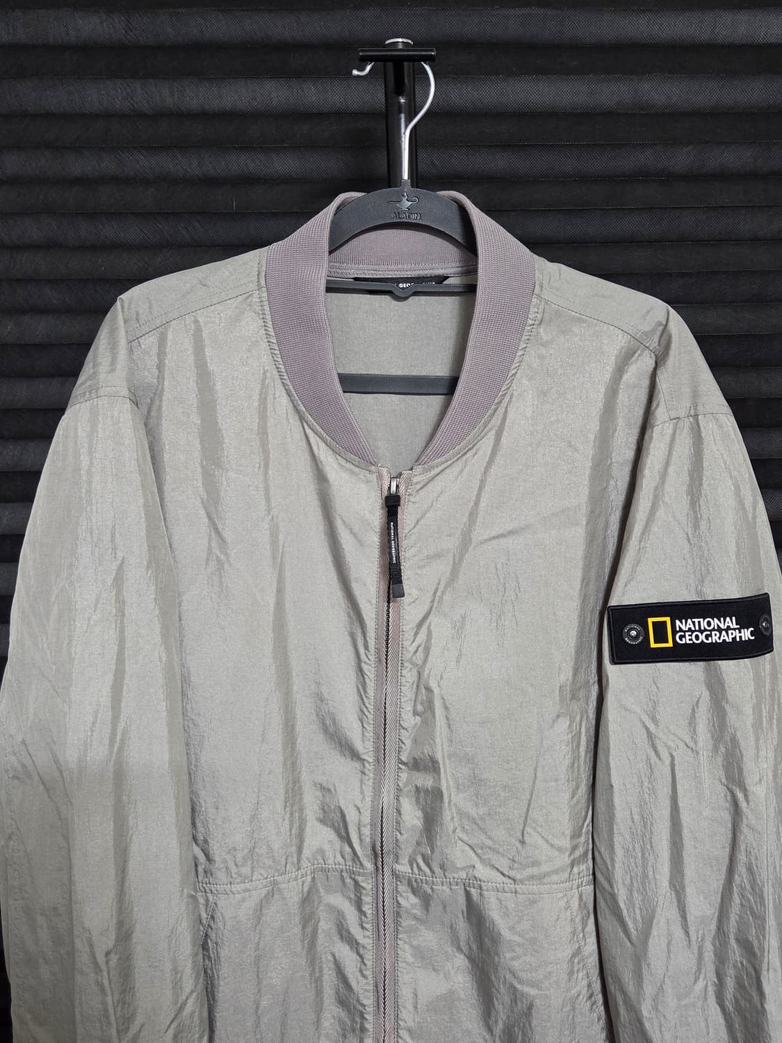 [내셔널지오그래픽] 미노우 항공점퍼 판매합니다. 상품이미지2