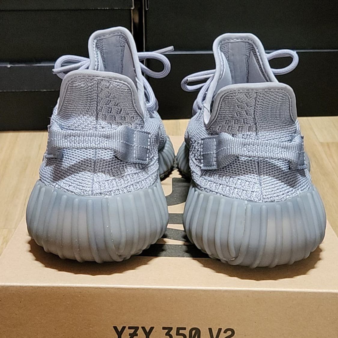 아디다스 이지부스트 285 스틸그레이 상품이미지6