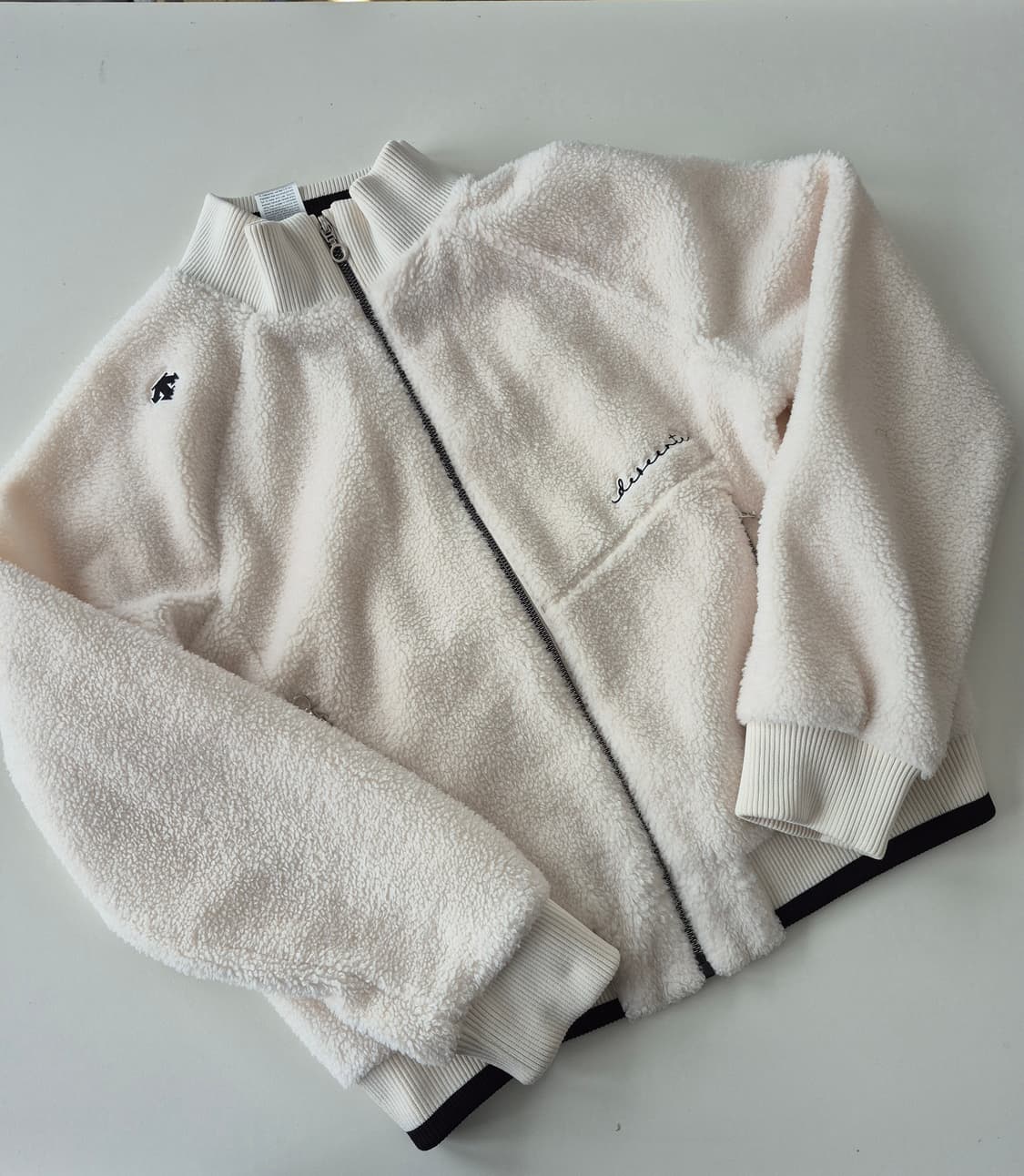 데상트 아이보리 뽀글이 플리스 자켓(S 상품이미지6