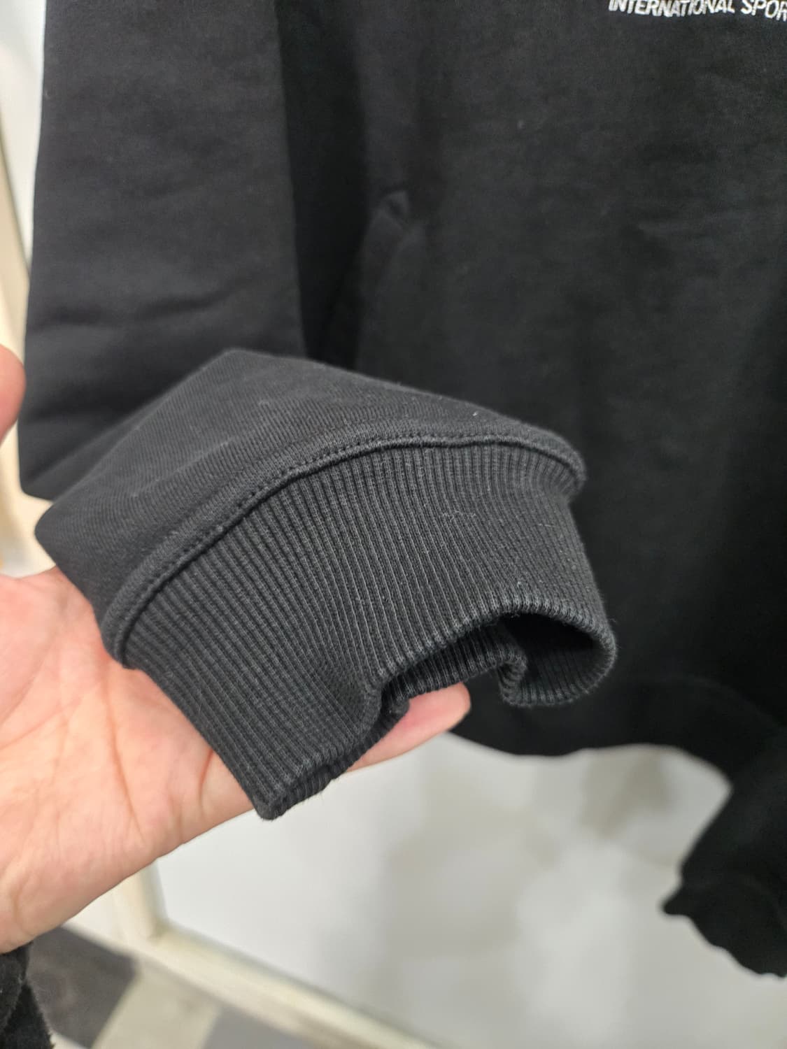 95,M )) UMBRO 엄브로 반집업 긴팔티셔츠! 블랙 & 화이트 상품이미지3