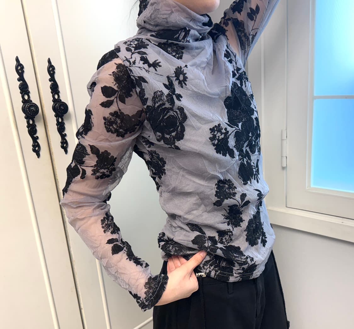 빈티지 시스루 플로럴 폴라탑 상품이미지1