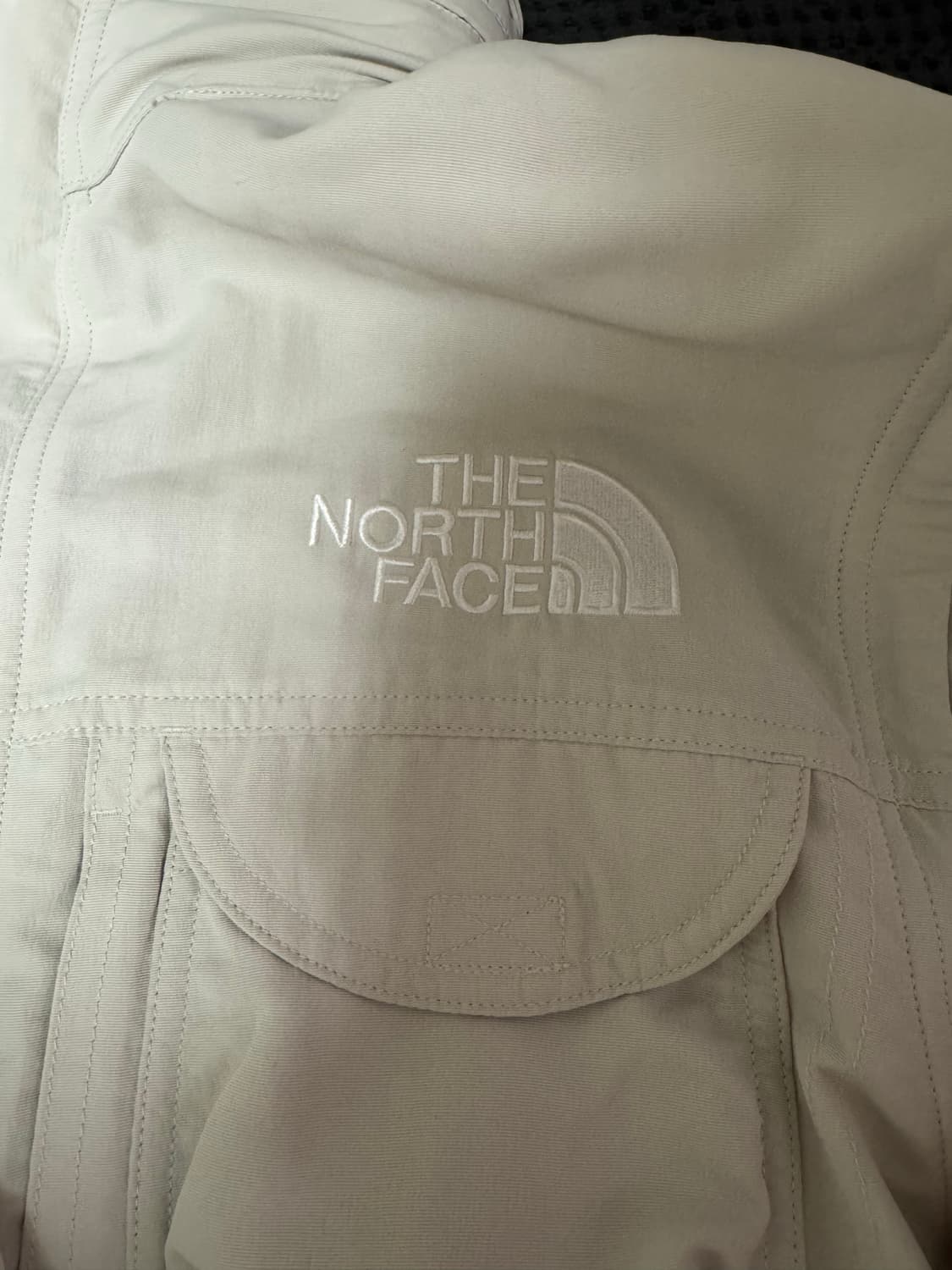 [L] 슈노 트래킹 컨버터블 자켓 아이보리 스톤 상품이미지4