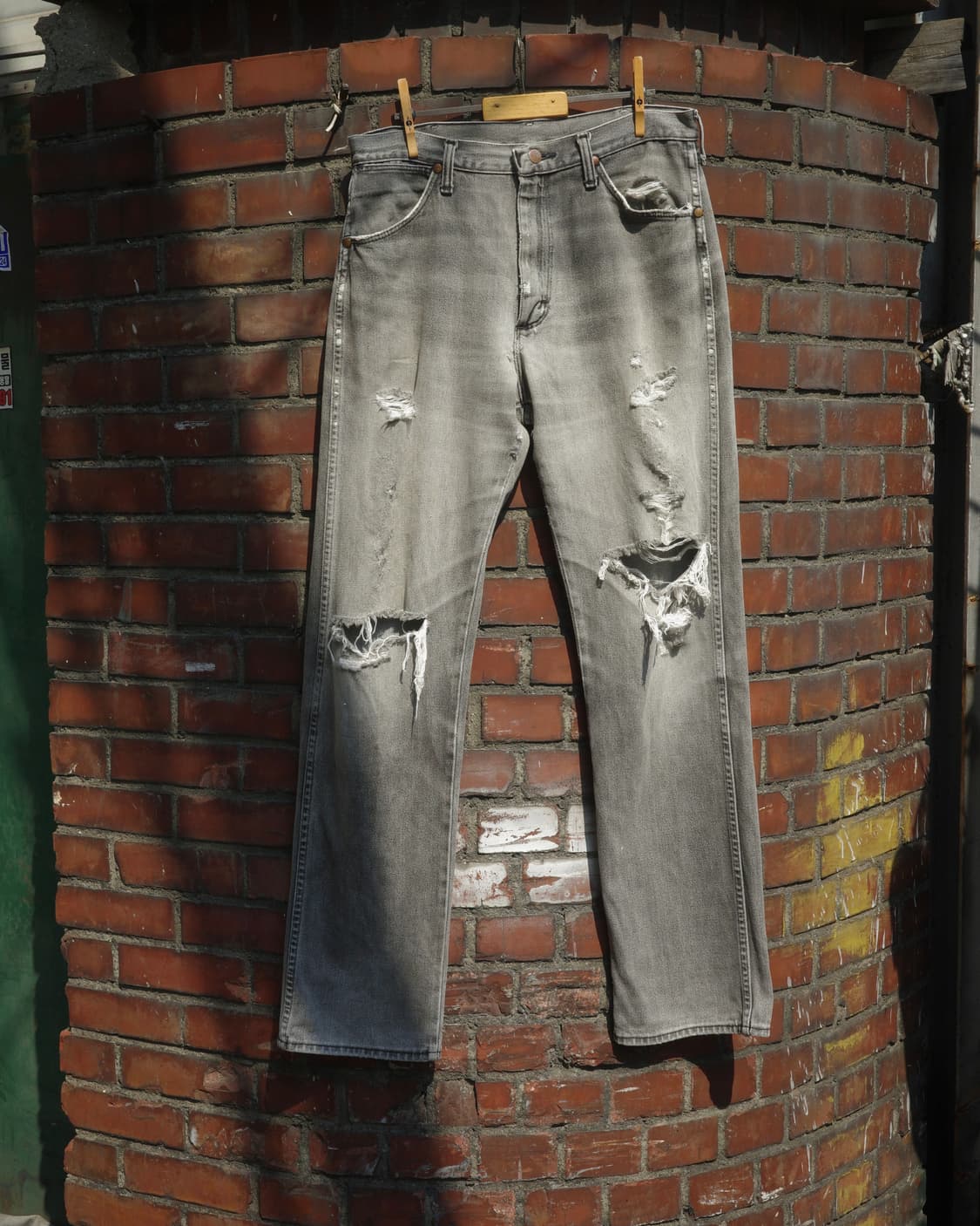 90’s Wrangler 디스트로이드 13mwz 데님 팬츠 상품이미지1