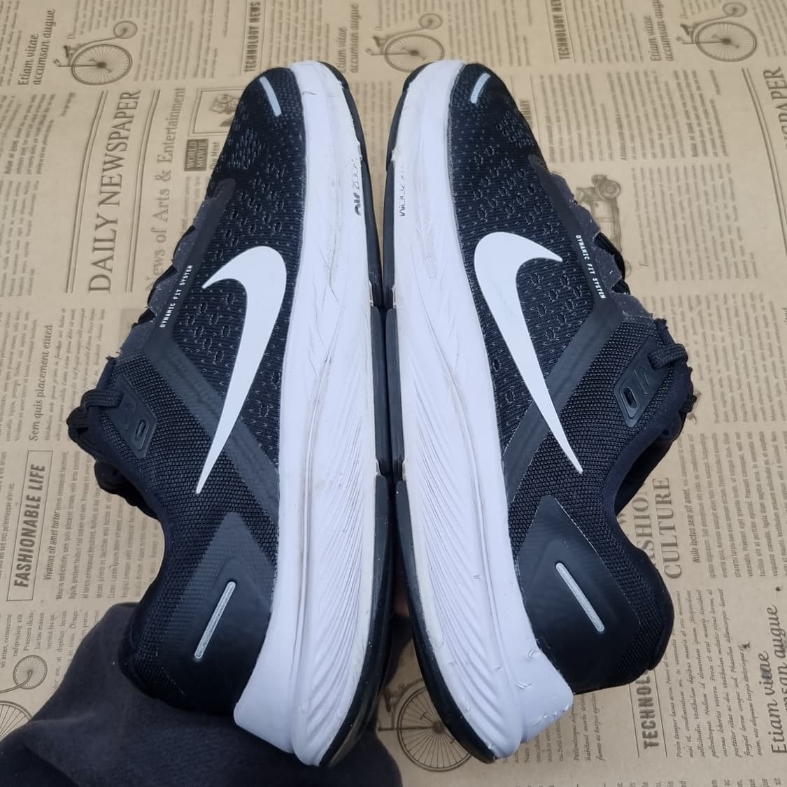 나이키 에어 줌 스트럭쳐2 운동화250 상품이미지5