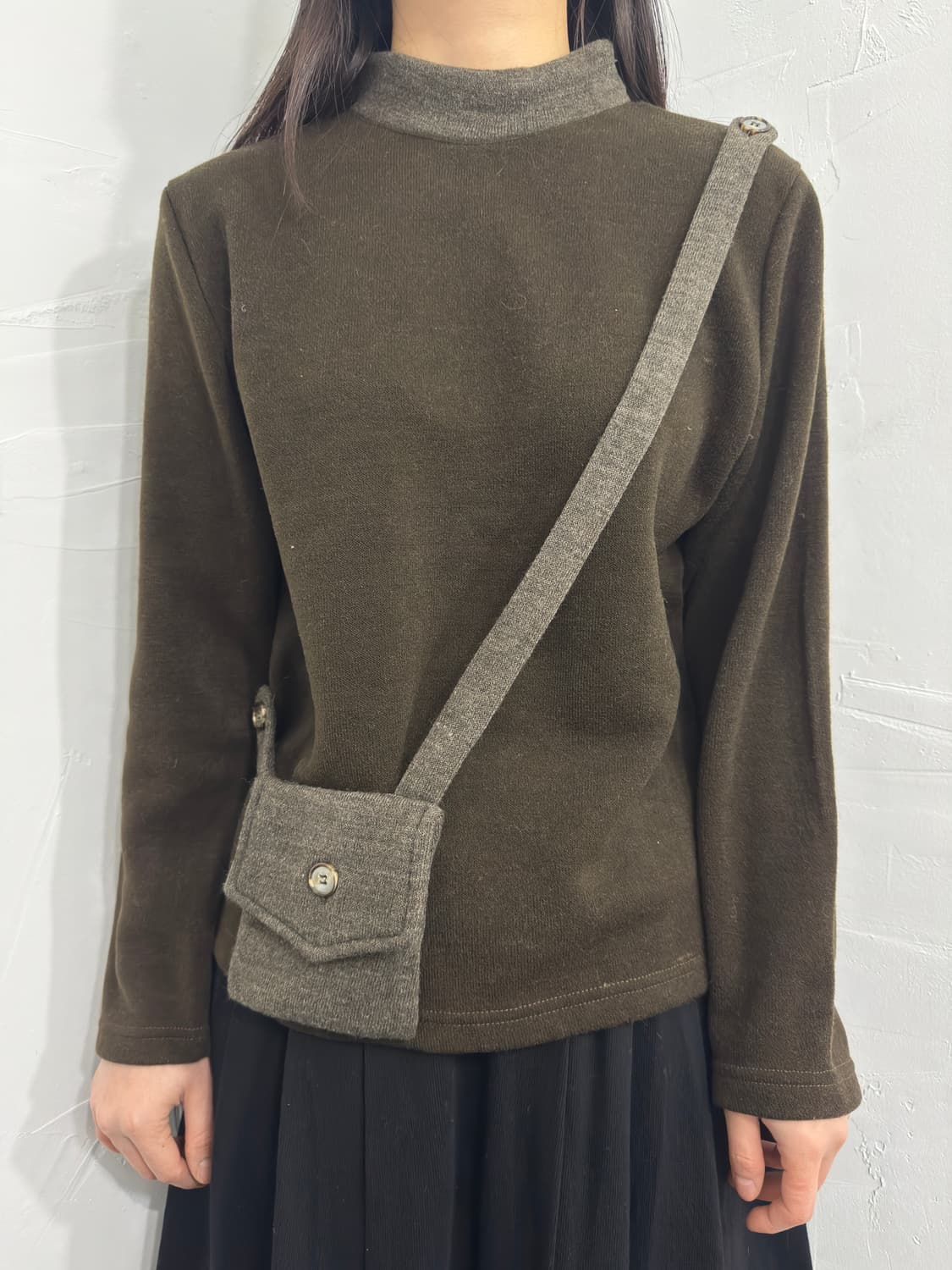 crossbag detail knit top 상품이미지1