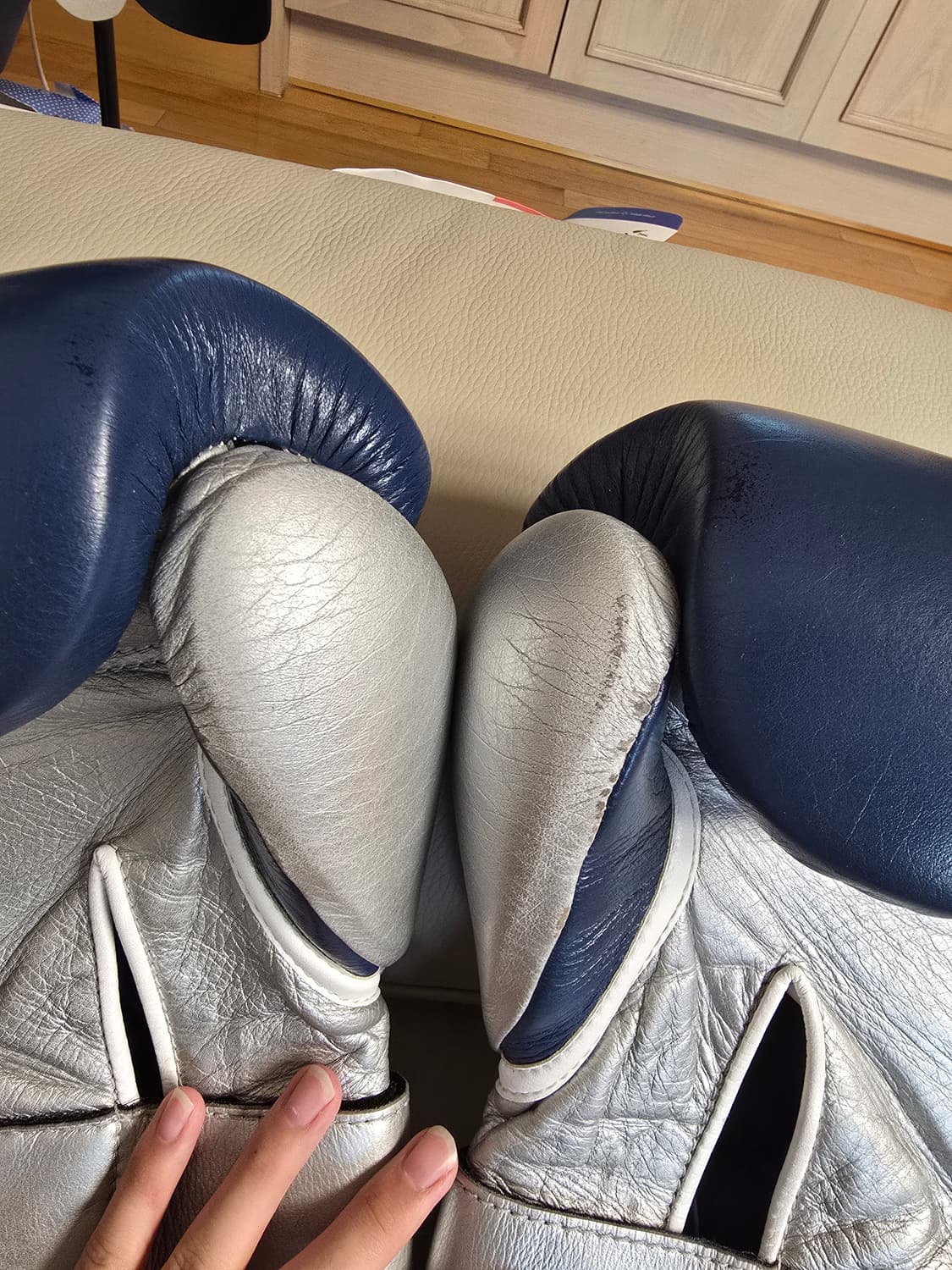 위닝 14온스 네이비실버 + 실버 t 헤드기어L 커스텀 복싱 스파링세트 상품이미지3