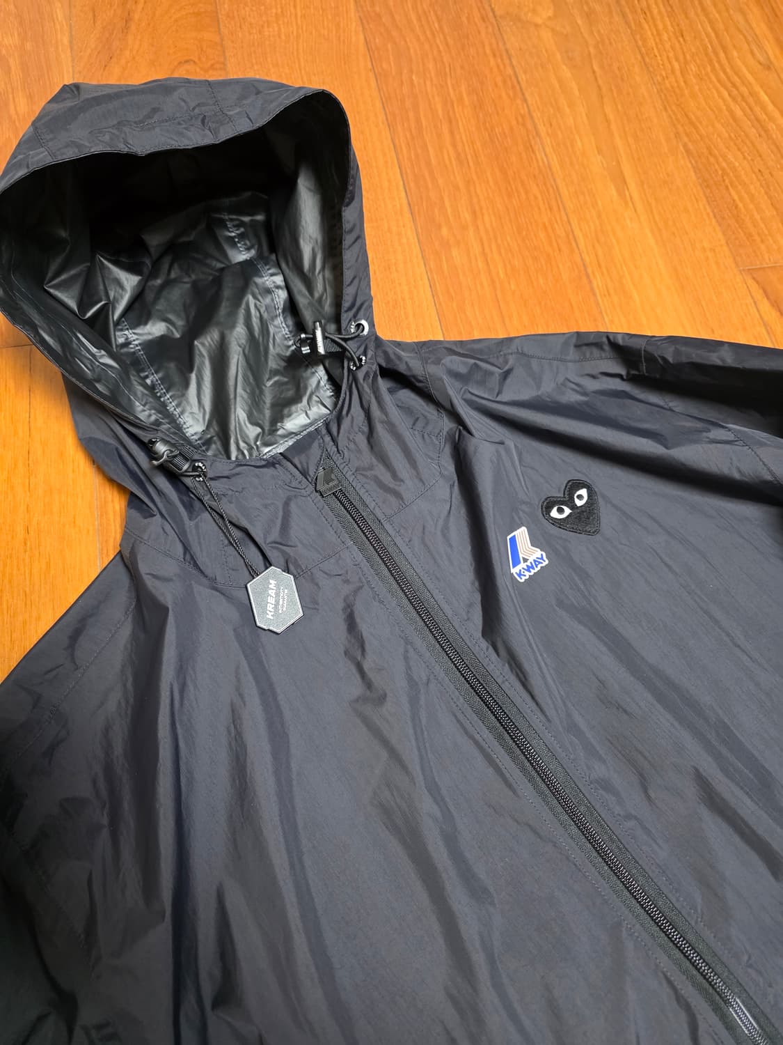 [2XL] 꼼데가르송 플레이 x 까웨 자켓 바람막이 블랙 상품이미지3