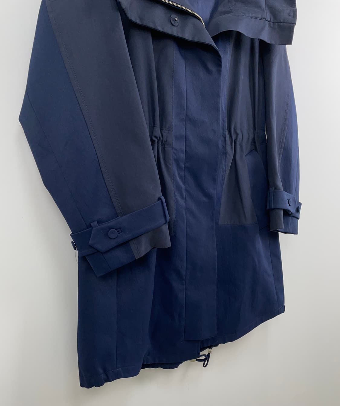 구호[KUHO] 하이넥 배색 후드 사파리 점퍼 상품이미지3