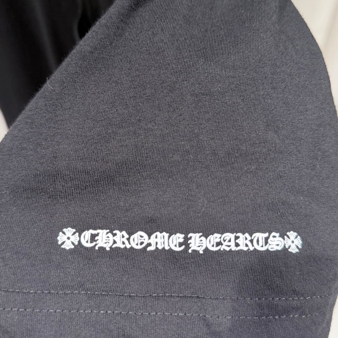 (A+/M) / 크롬하츠 홀스슈 로고 반팔 티셔츠 블랙 상품이미지5