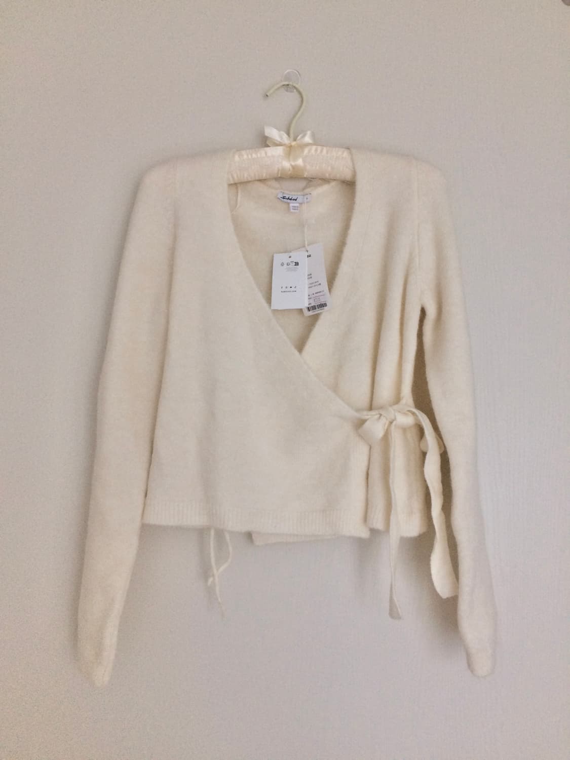 subdued 아이보리 랩 가디건 니트 s 새상품 상품이미지1