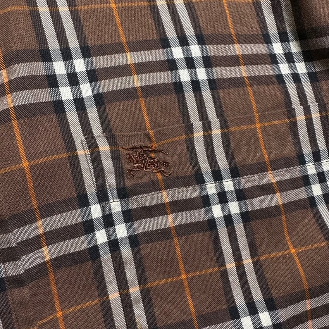 버버리 자수로고 포켓 체크 셔츠 상품이미지5