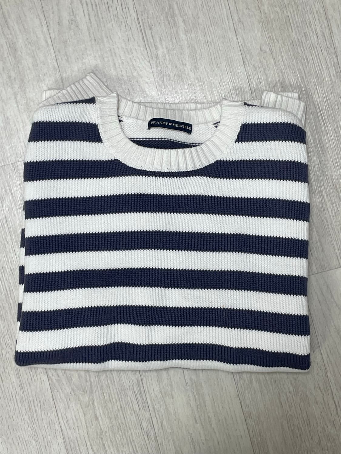 브랜디 멜빌 네이비 스트라이프 니트 상품이미지1