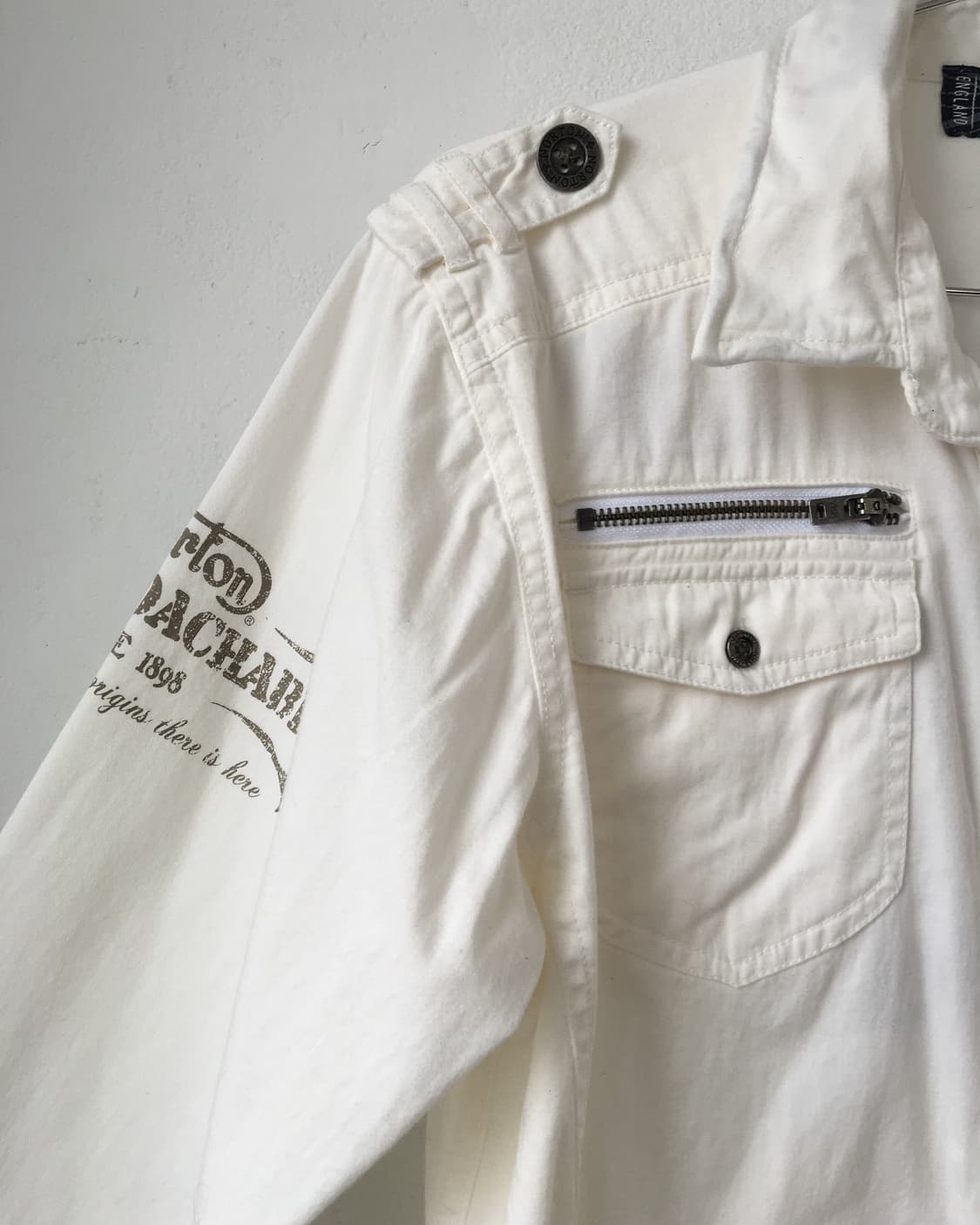 Lettering needle work point shirt 상품이미지3