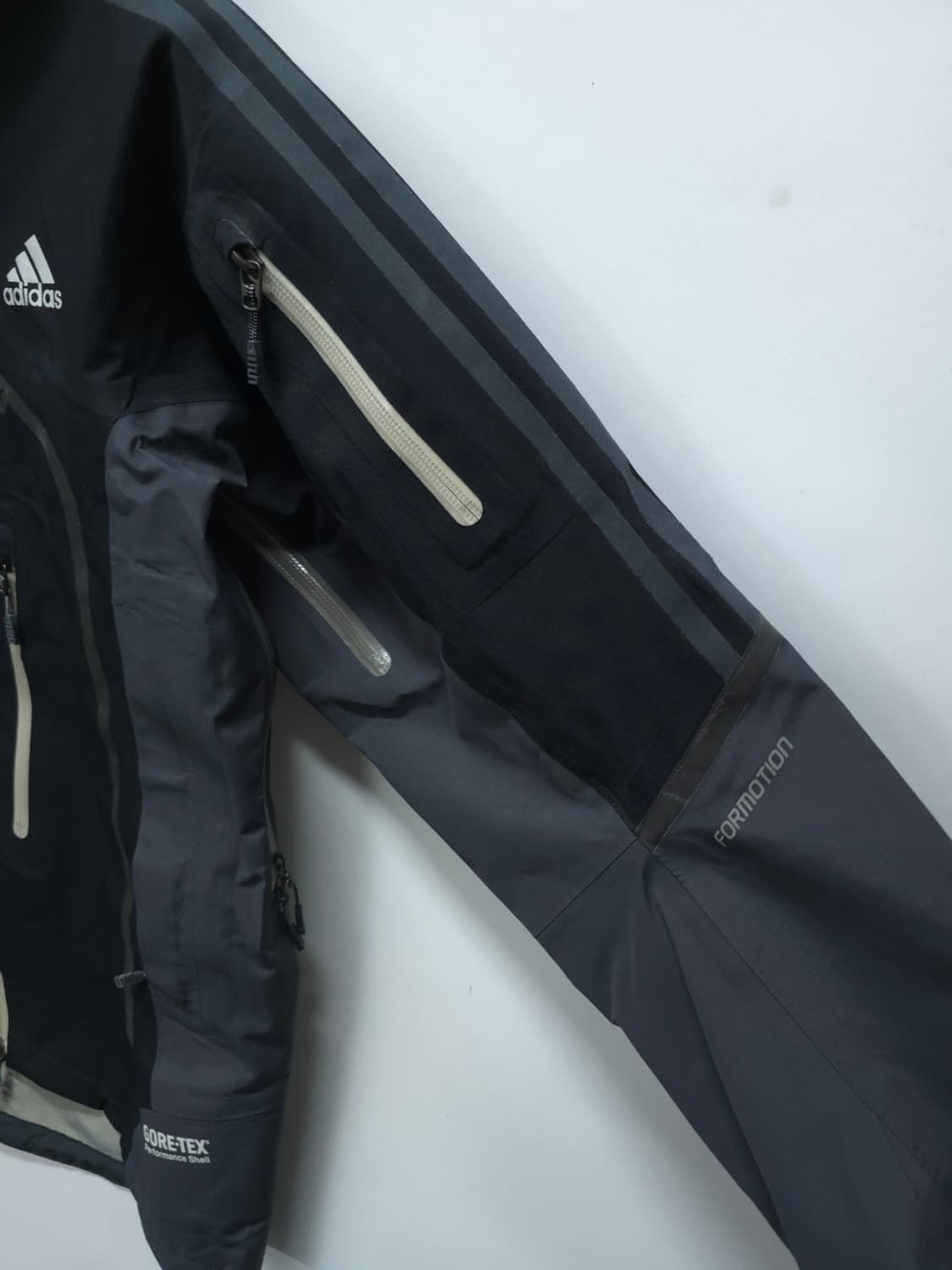아디다스 TERREX 고어텍스 바람막이 (95~100) 상품이미지3