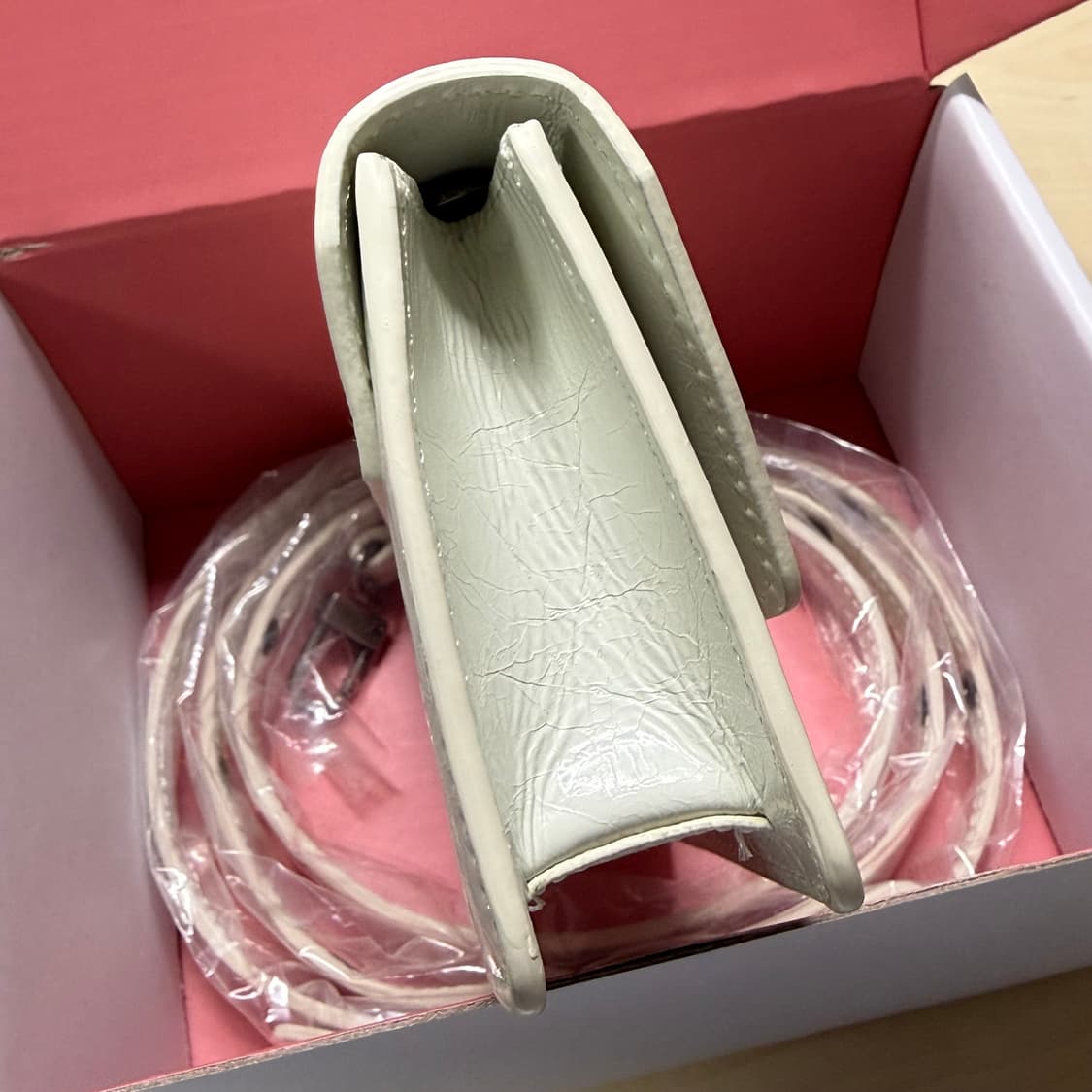 키시닝 미니백 화이트 상품이미지3