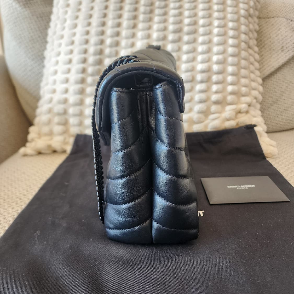 초민트급 생로랑 루루 스몰 숄더백 올블랙 상품이미지3