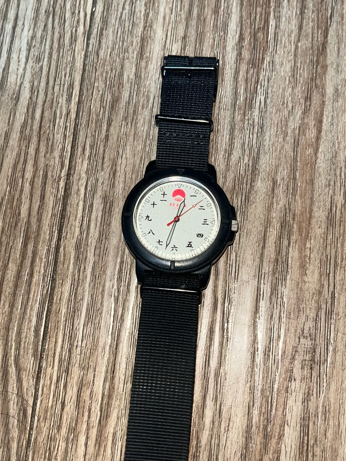 빔즈 시계 상품이미지2