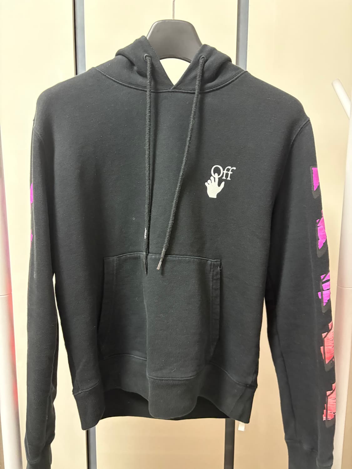 [당일배송/정품] 오프화이트 마커애로우 후드티 m 상품이미지2