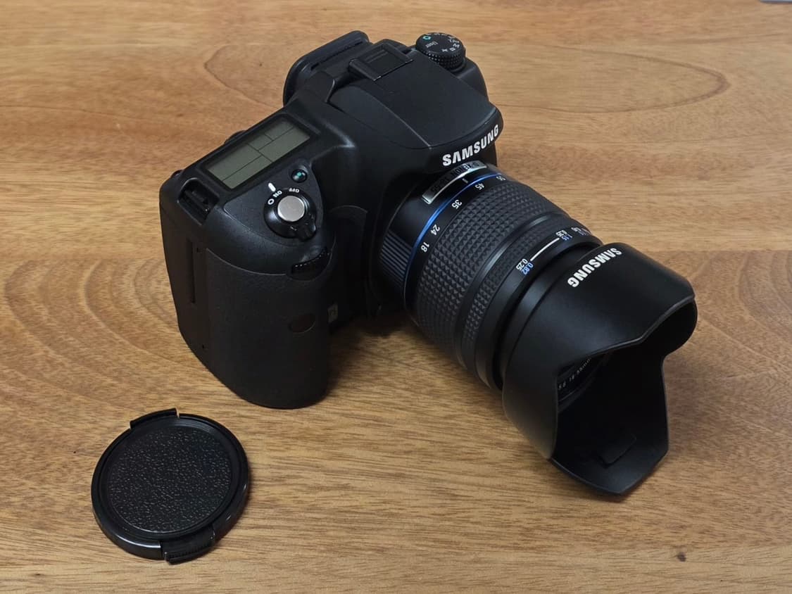 삼성 GX-10 디지털 카메라와 18-55mm 렌즈 팝니다. 상품이미지2