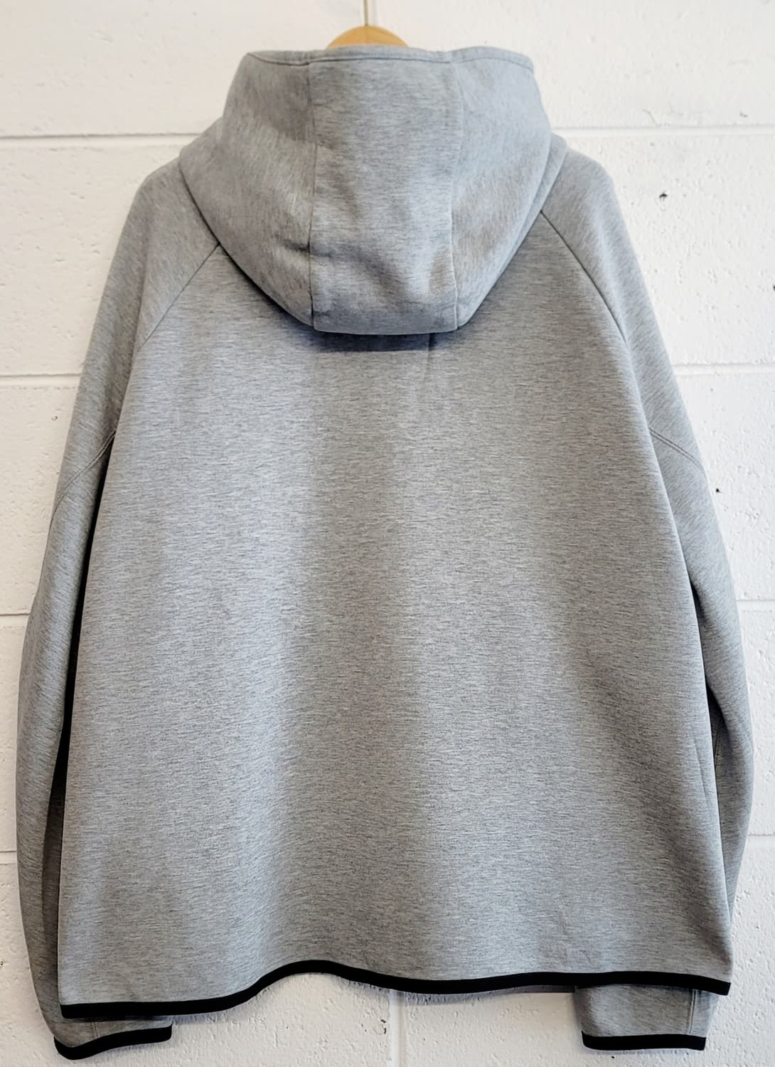 [110.XXL] 나이키(NIKE) 테크팩 투웨이지퍼 후드 집업자켓 판매 상품이미지3