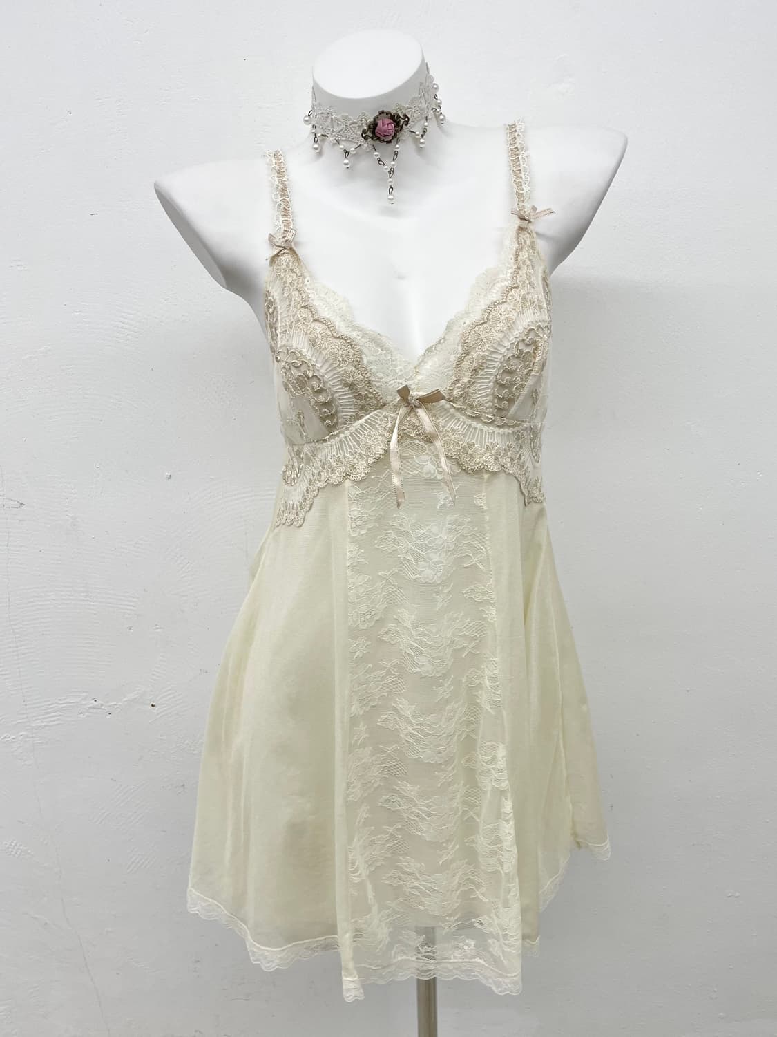 에블린 페어리 자수 브리저튼 슬립 상품이미지1