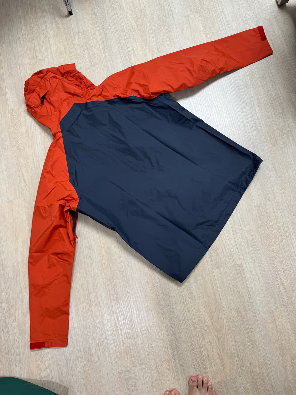 L 파타고니아 토렌쉘 투톤 오렌지 차콜 상품이미지3