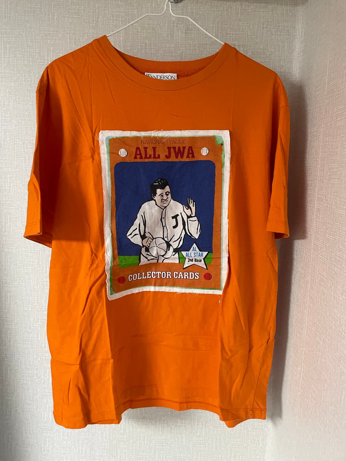 Jw Anderson 반팔티 상품이미지1
