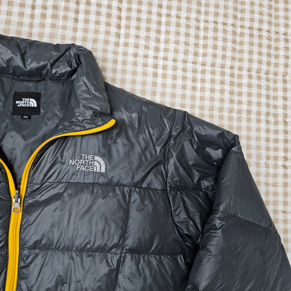 노스페이스 거위털 경량패딩 남자100 상품이미지3