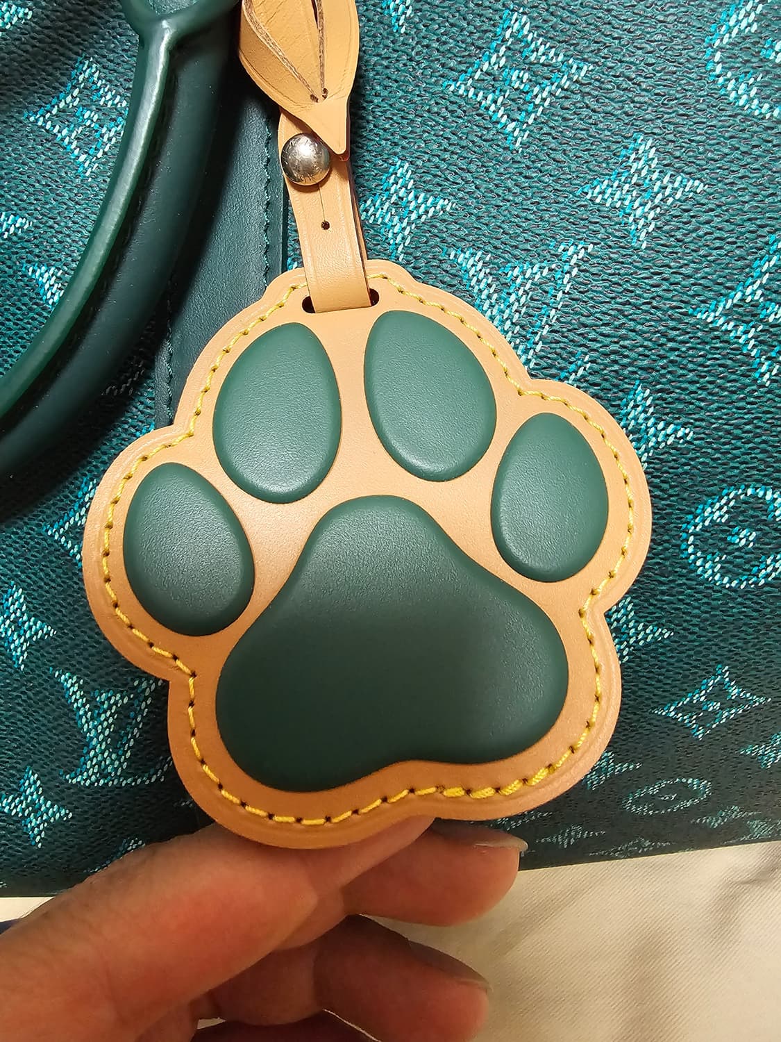 루이비통 타일러 x 퍼렐 한정판 개발바닥 키폴50 (새상품) 상품이미지8