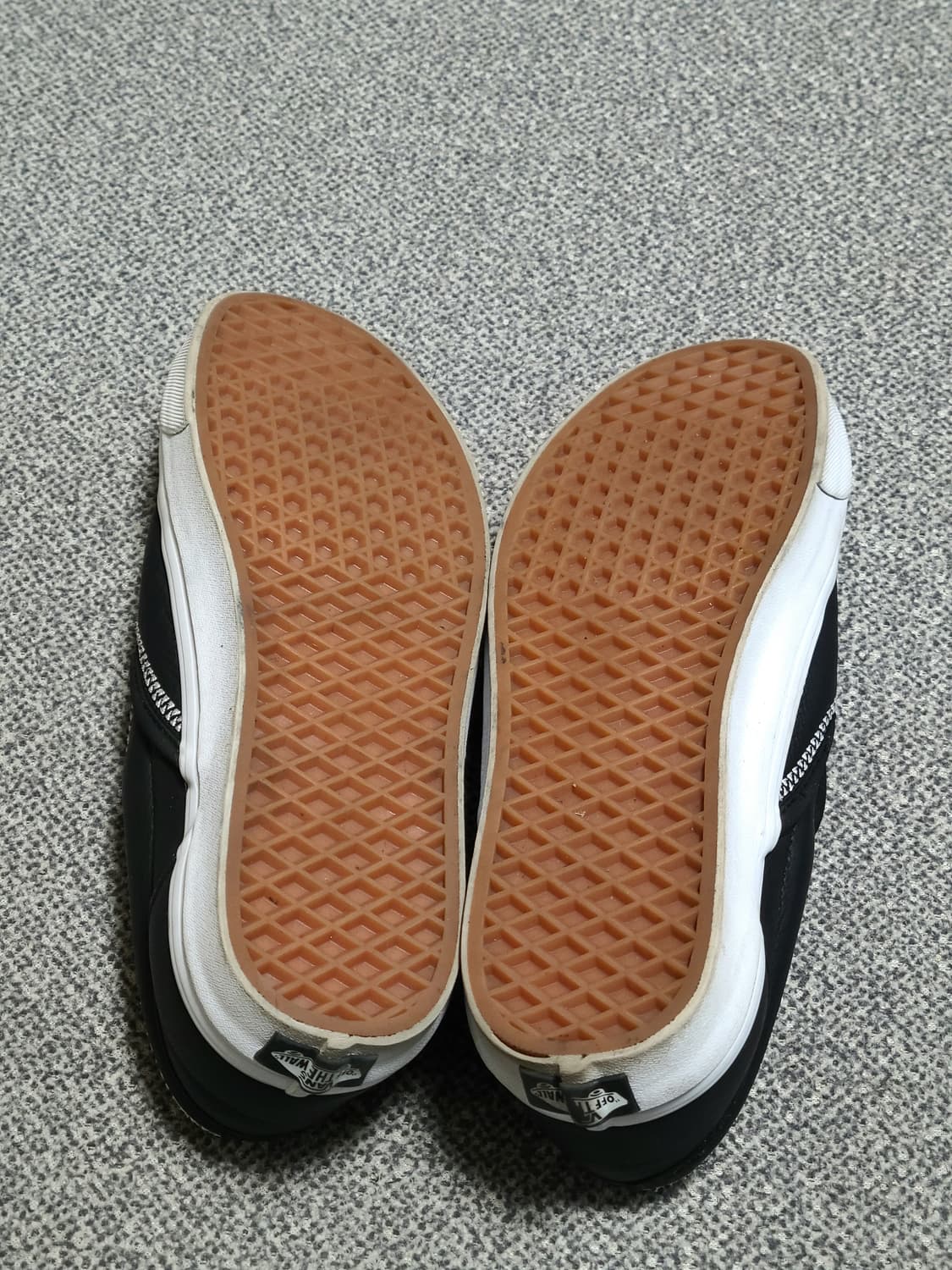 반스 X 화이트 마운티니어링 슬립온 275mm 상품이미지6