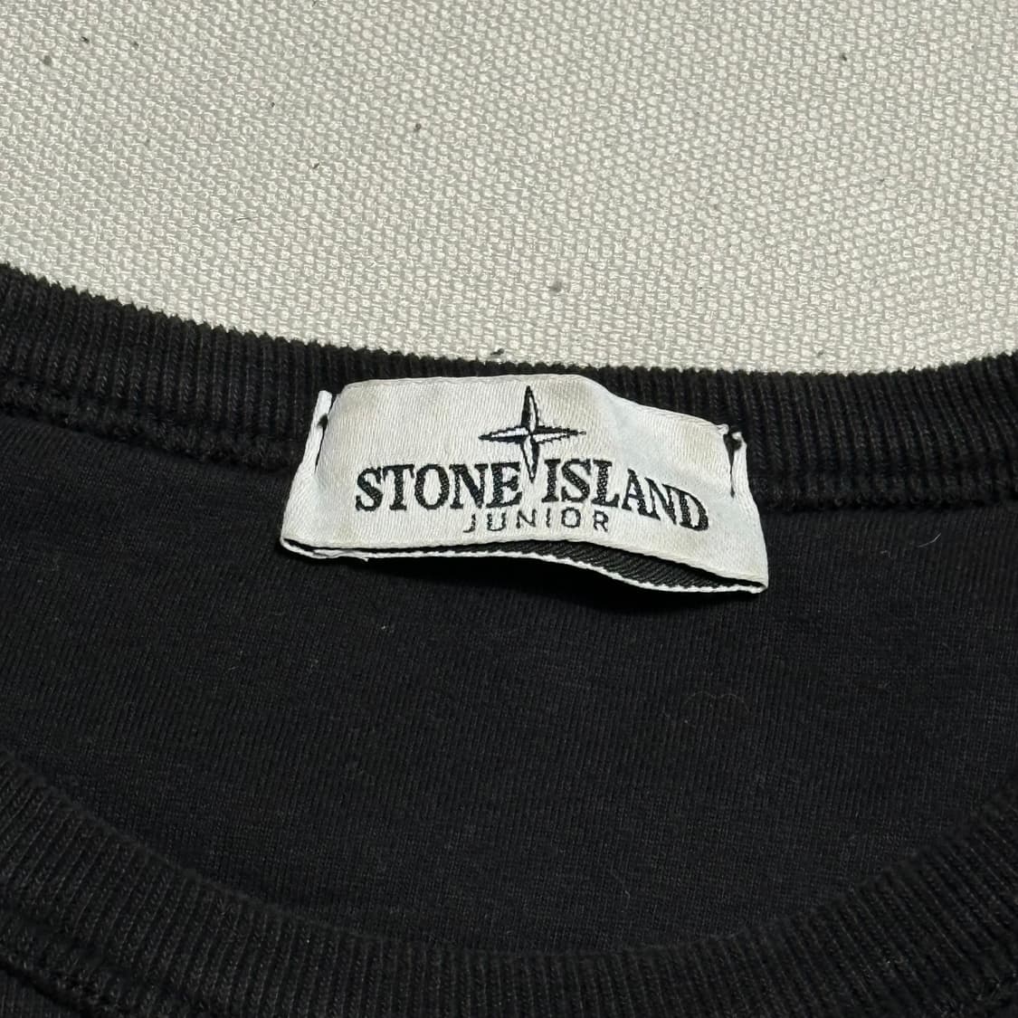 14 스톤아일랜드 블랙 맨투맨  상품이미지4